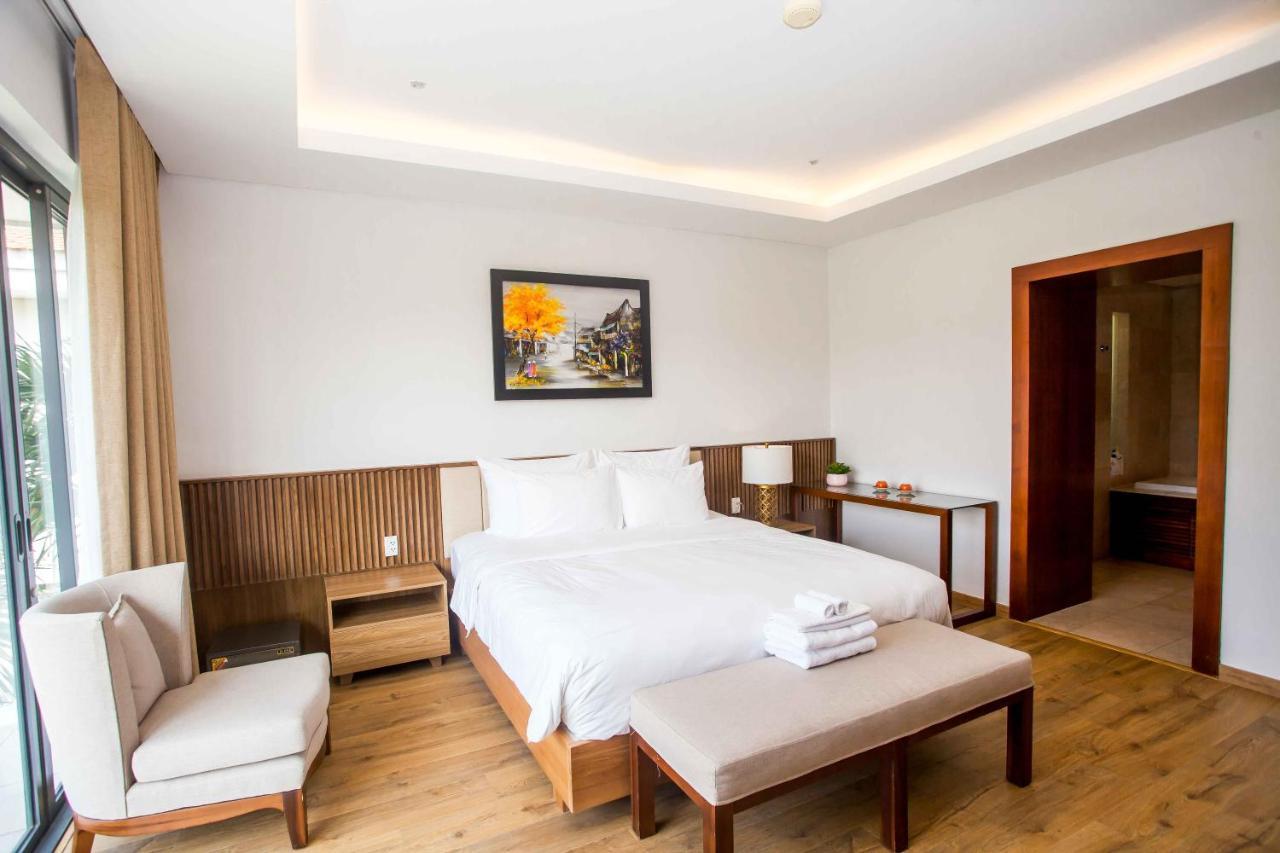 Luxury Pool Villa Close To The Private Beach Дананг Экстерьер фото
