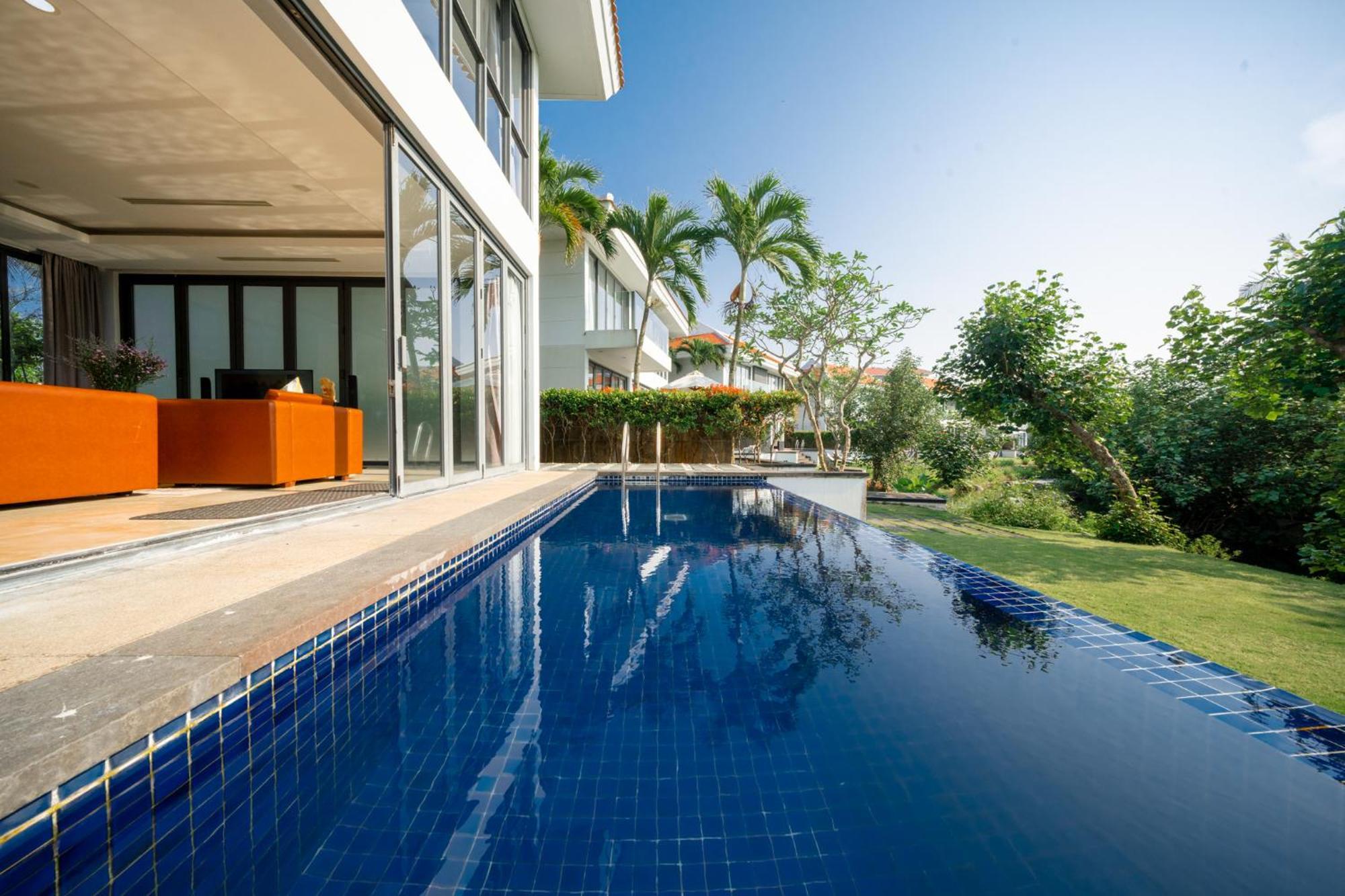 Luxury Pool Villa Close To The Private Beach Дананг Экстерьер фото