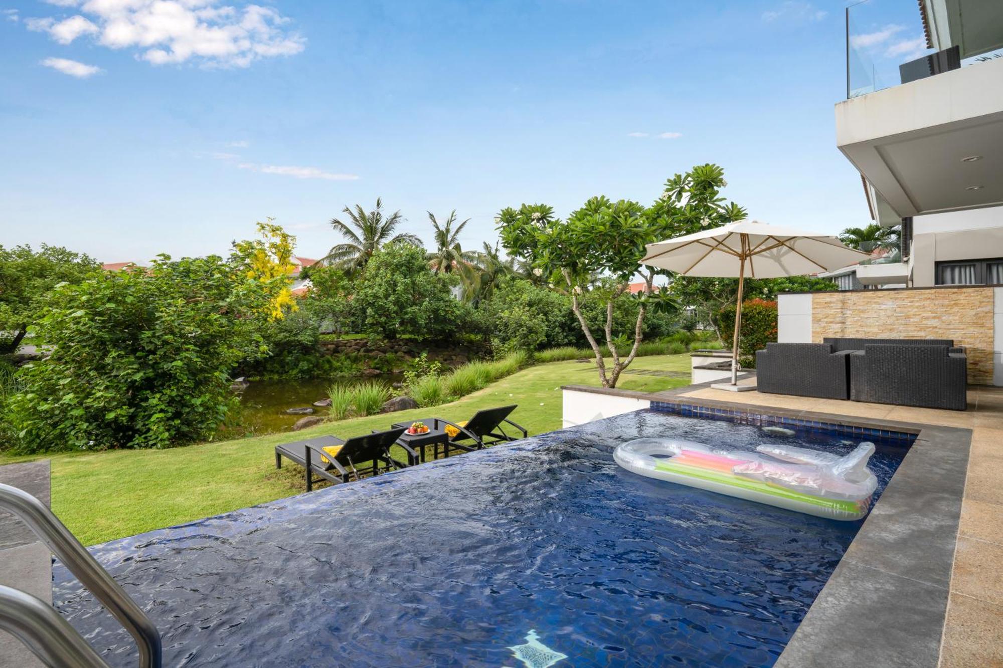 Luxury Pool Villa Close To The Private Beach Дананг Экстерьер фото