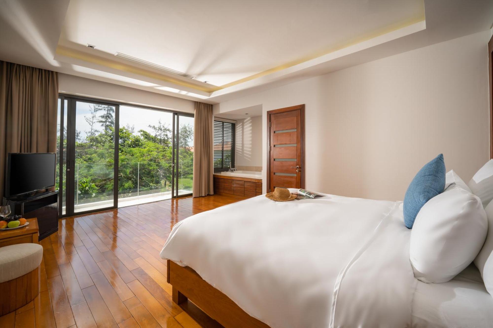 Luxury Pool Villa Close To The Private Beach Дананг Экстерьер фото