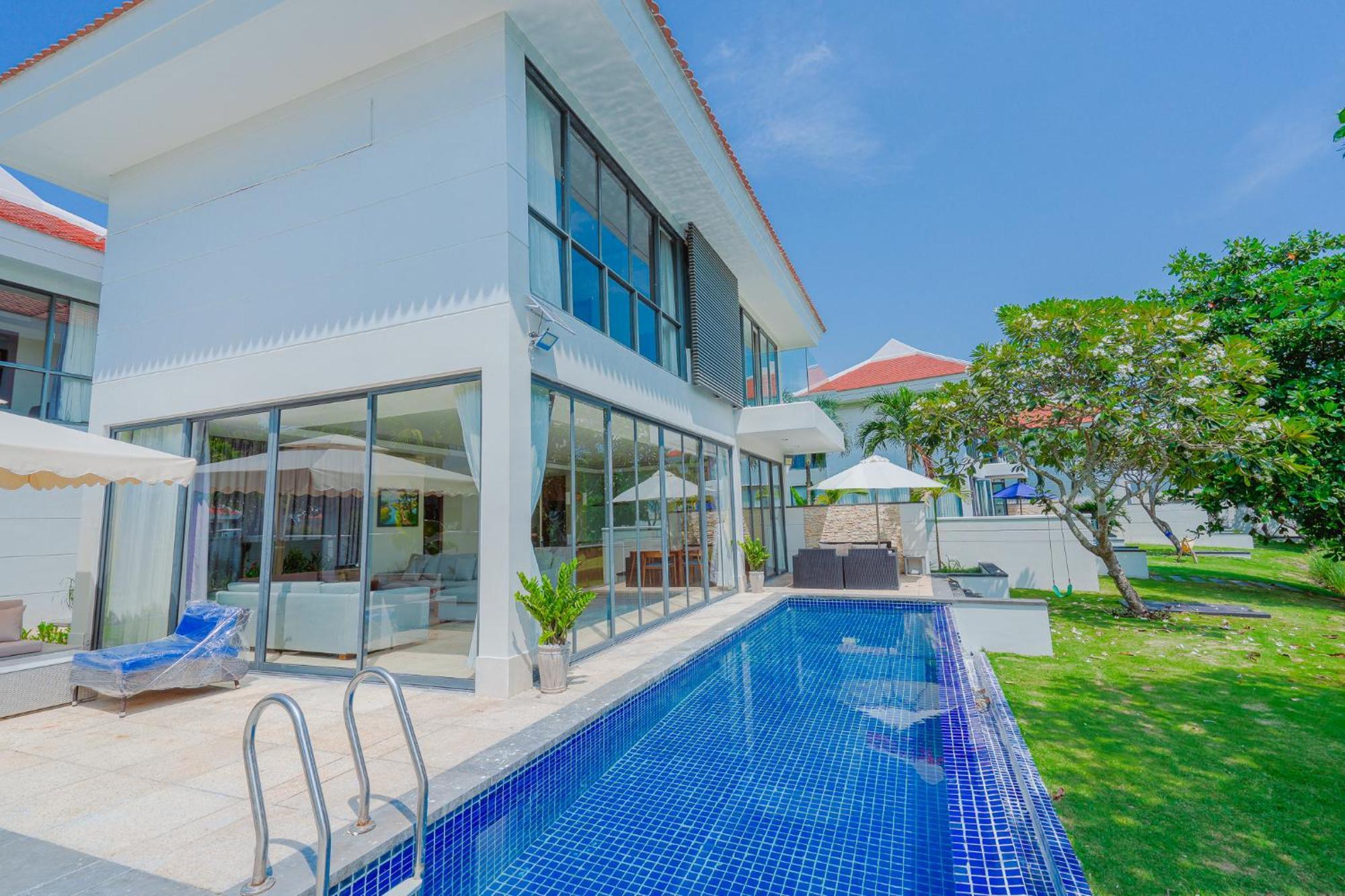 Luxury Pool Villa Close To The Private Beach Дананг Экстерьер фото