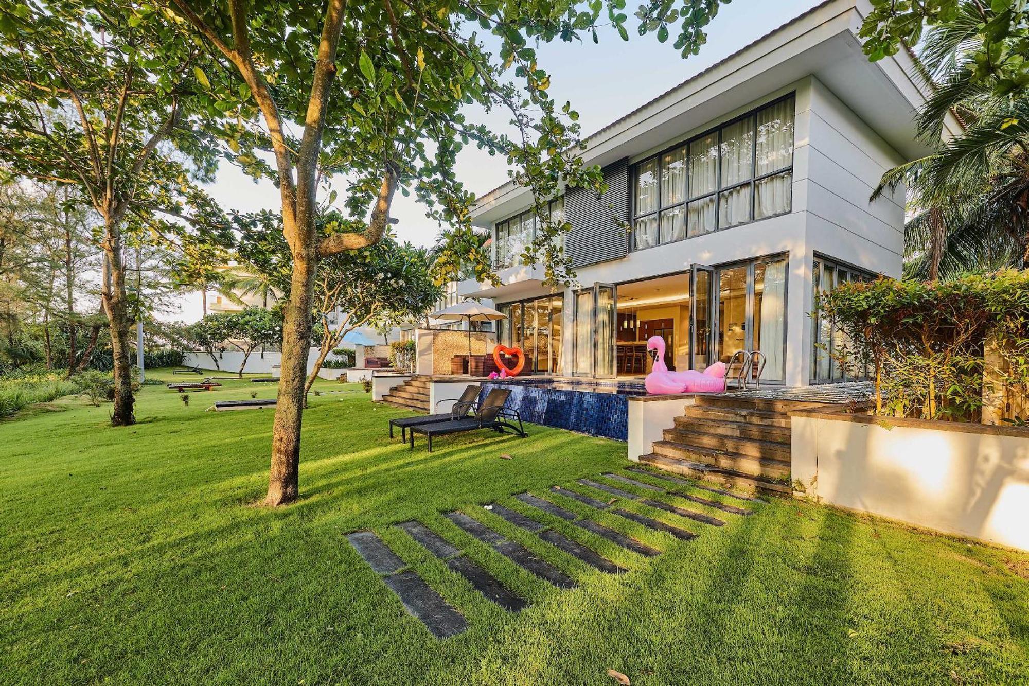 Luxury Pool Villa Close To The Private Beach Дананг Экстерьер фото
